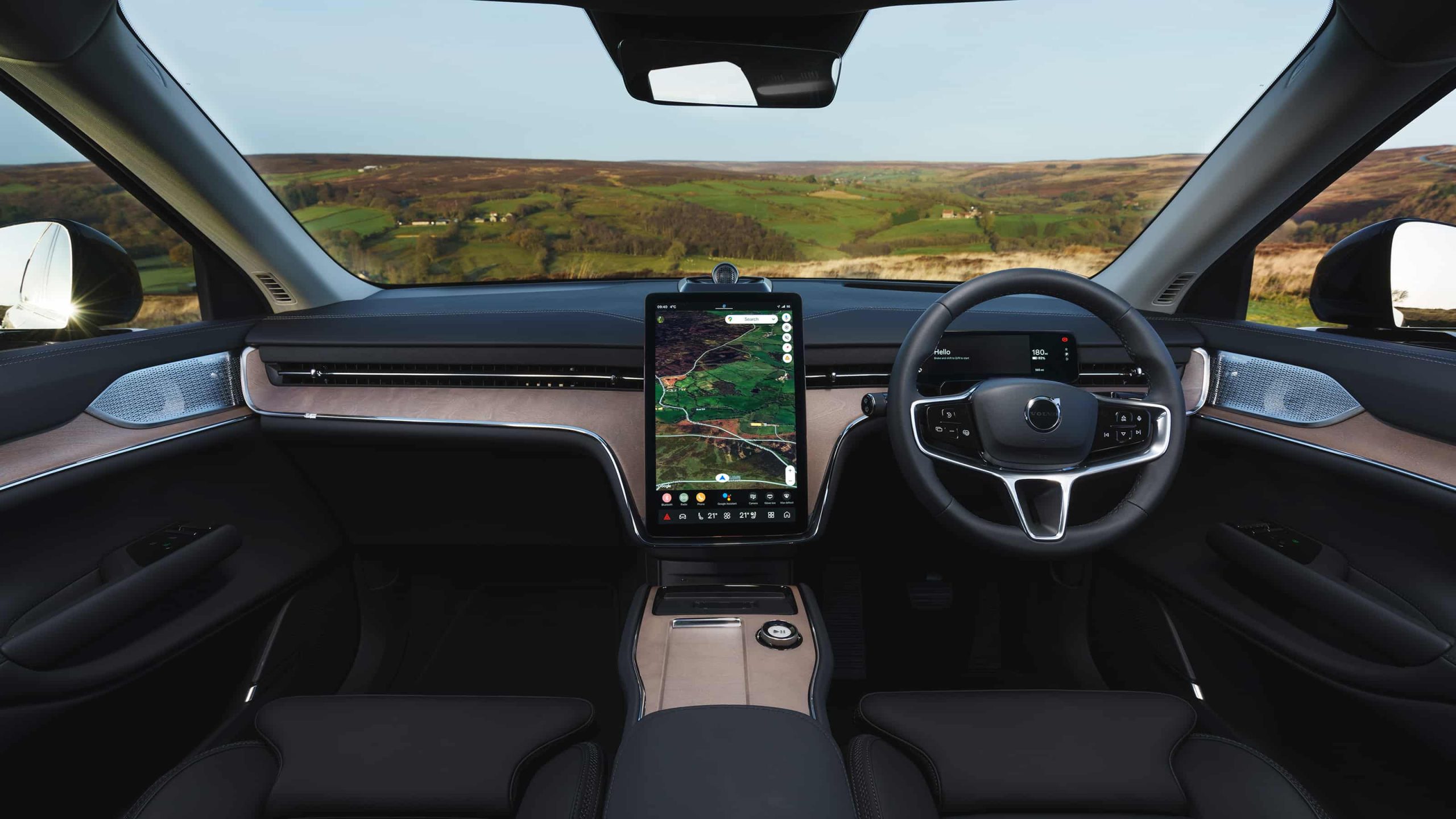 volvo ex90,kwh 100 km,000 ft,bowers wilkins,harmadik sor,elektromos,250 kw os,elektromos,30 perc,615 km,sor mögött,0 100 km,